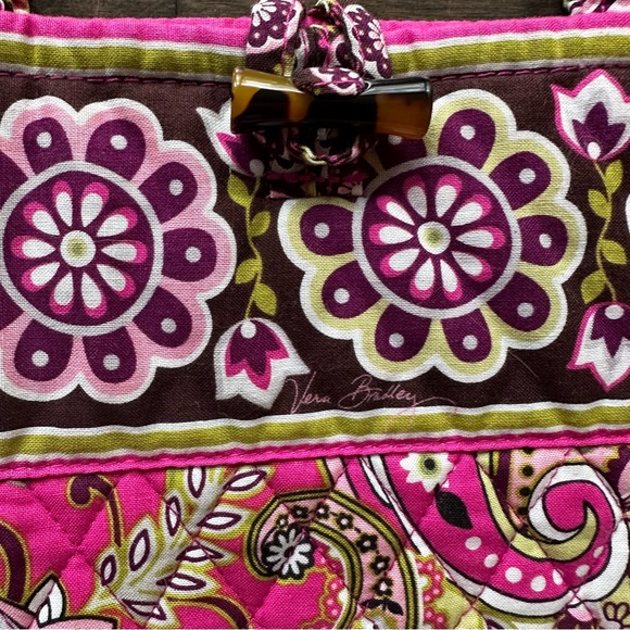 Vera Bradley Very Berry Paisley "Retired" Tote Travel Vacation Casual - Picture 2 of 7